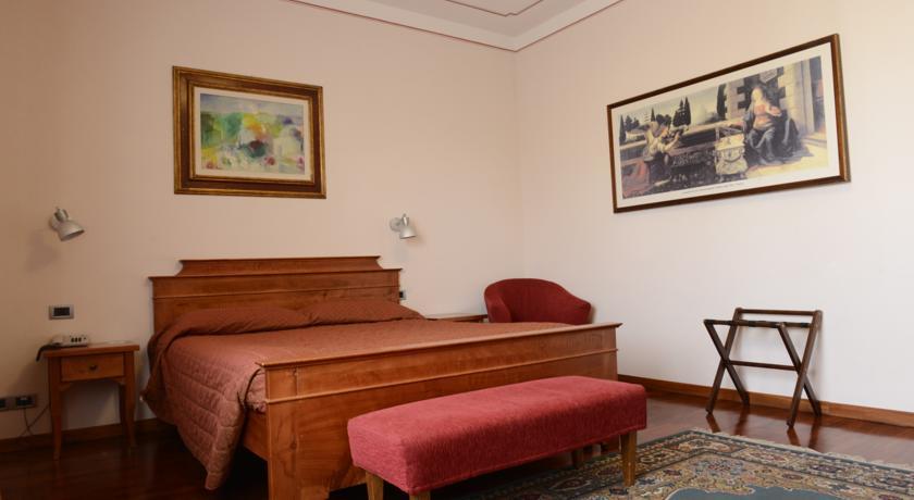 Hotel Rutiliano 皮恩扎 外观 照片